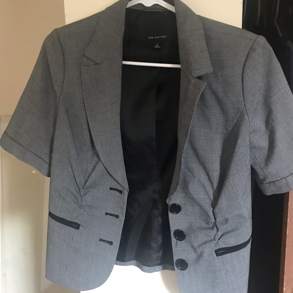 Wore once, - Picture 2 of 3